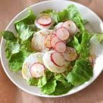 Simple Radish Salad